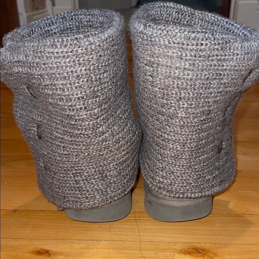 UGG Cardy Gray Knit Convertible Boots - Picture 4 of 9
